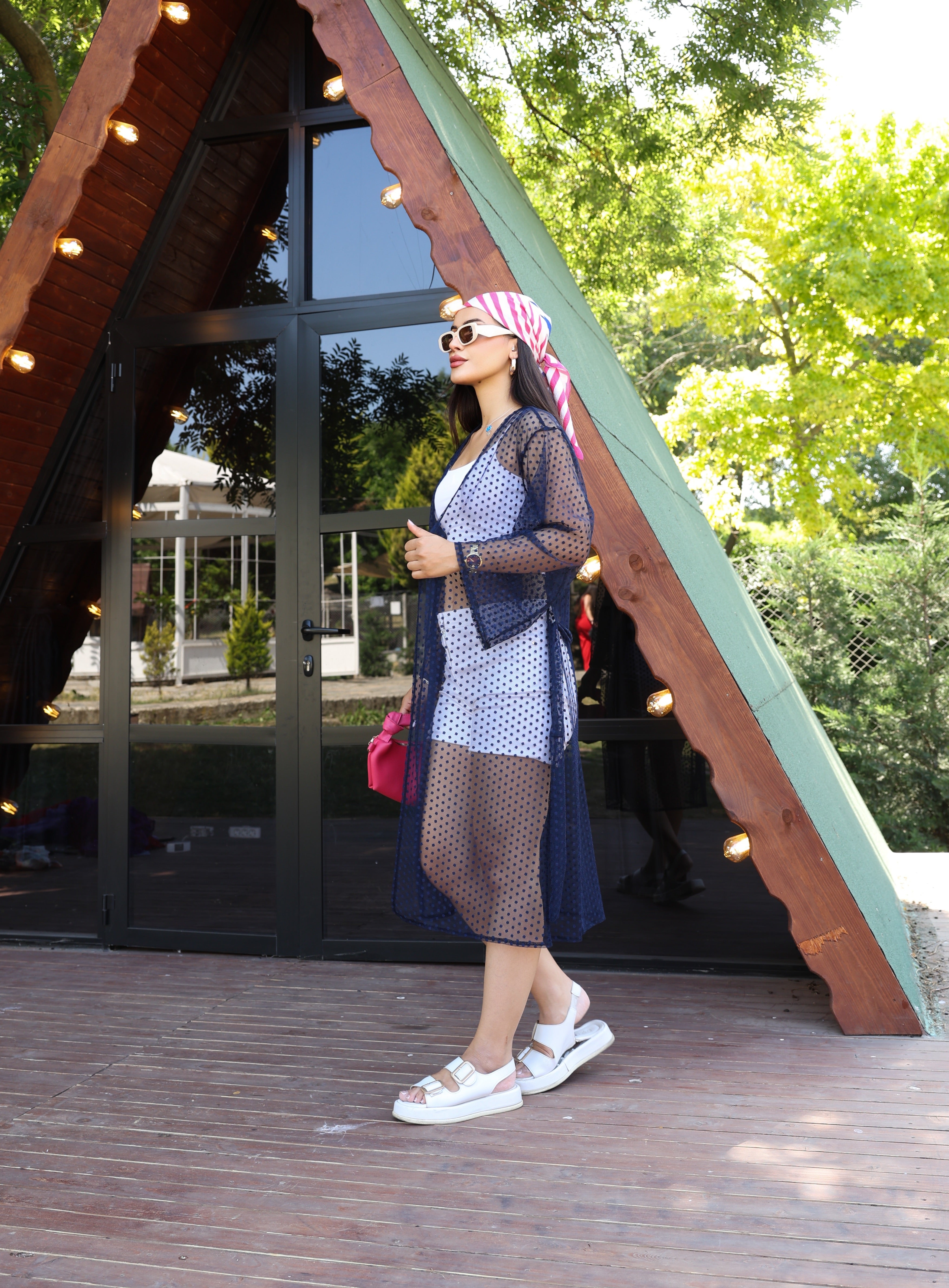 Puantiye Desenli Şeffaf Yazlık Kimono – Hafif, Şık ve Trend Tasarım