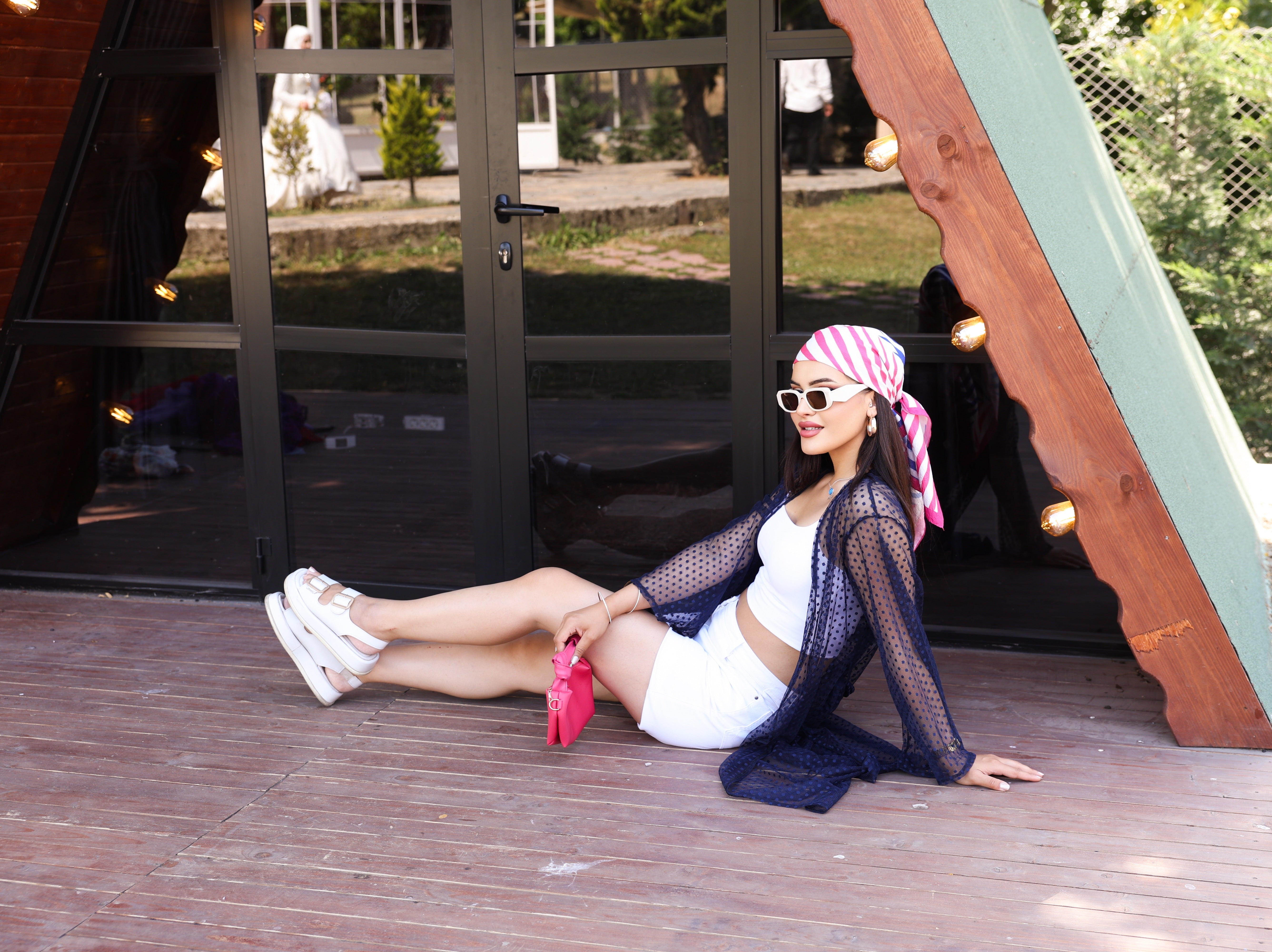 Puantiye Desenli Şeffaf Yazlık Kimono – Hafif, Şık ve Trend Tasarım