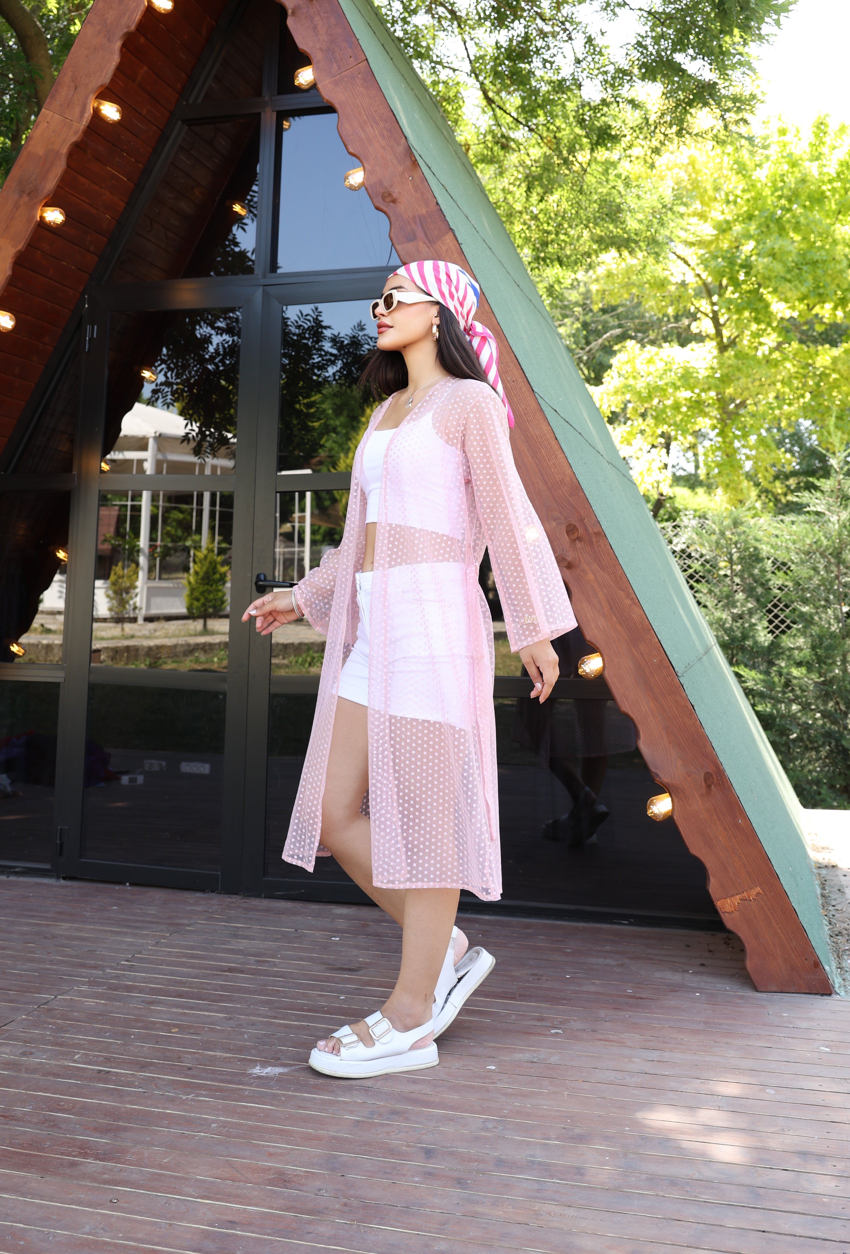 Puantiye Desenli Şeffaf Yazlık Kimono – Hafif, Şık ve Trend Tasarım