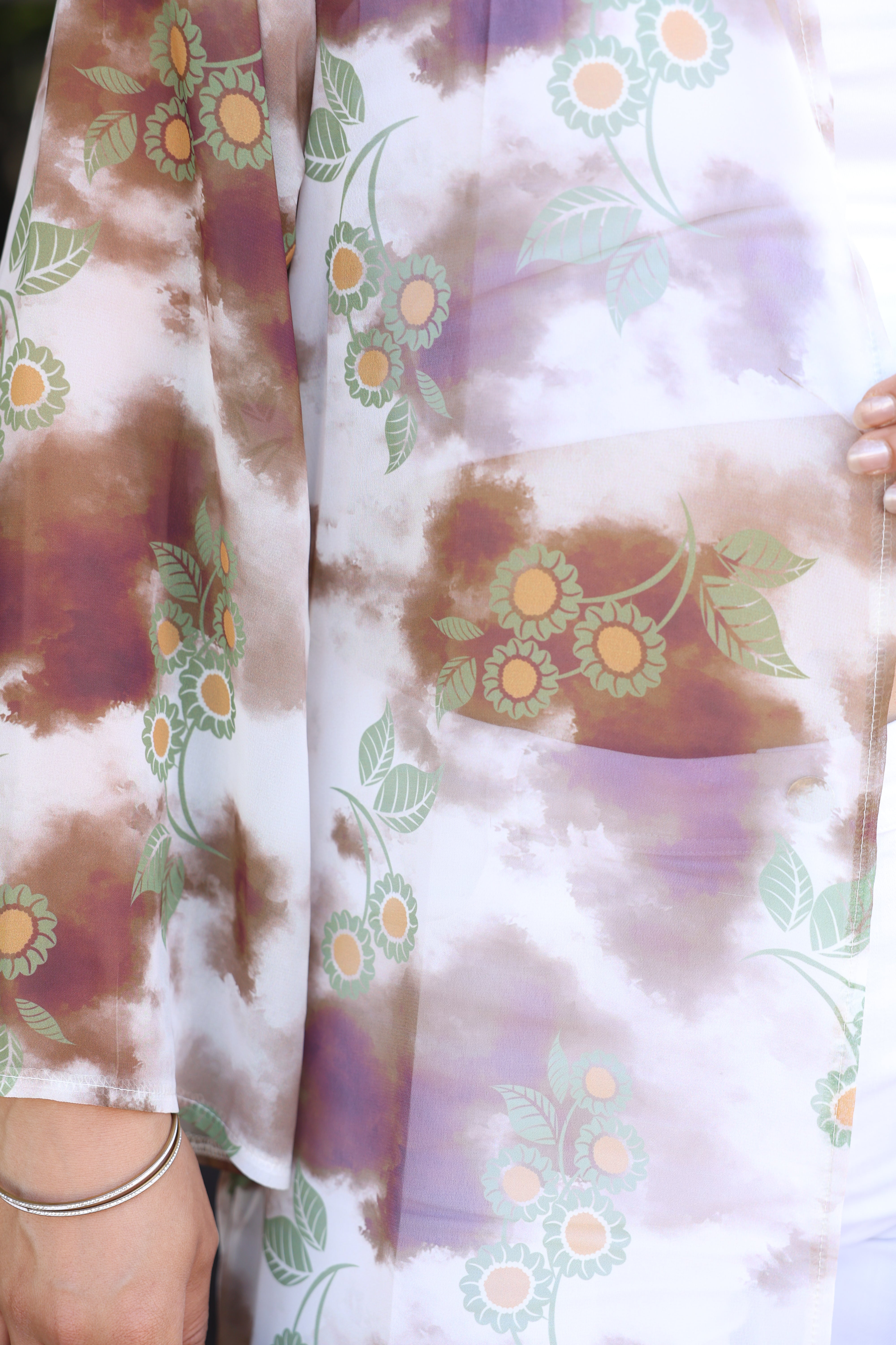 Şık, Hafif ve Çok Yönlü – Standart Beden Desenli Kimono