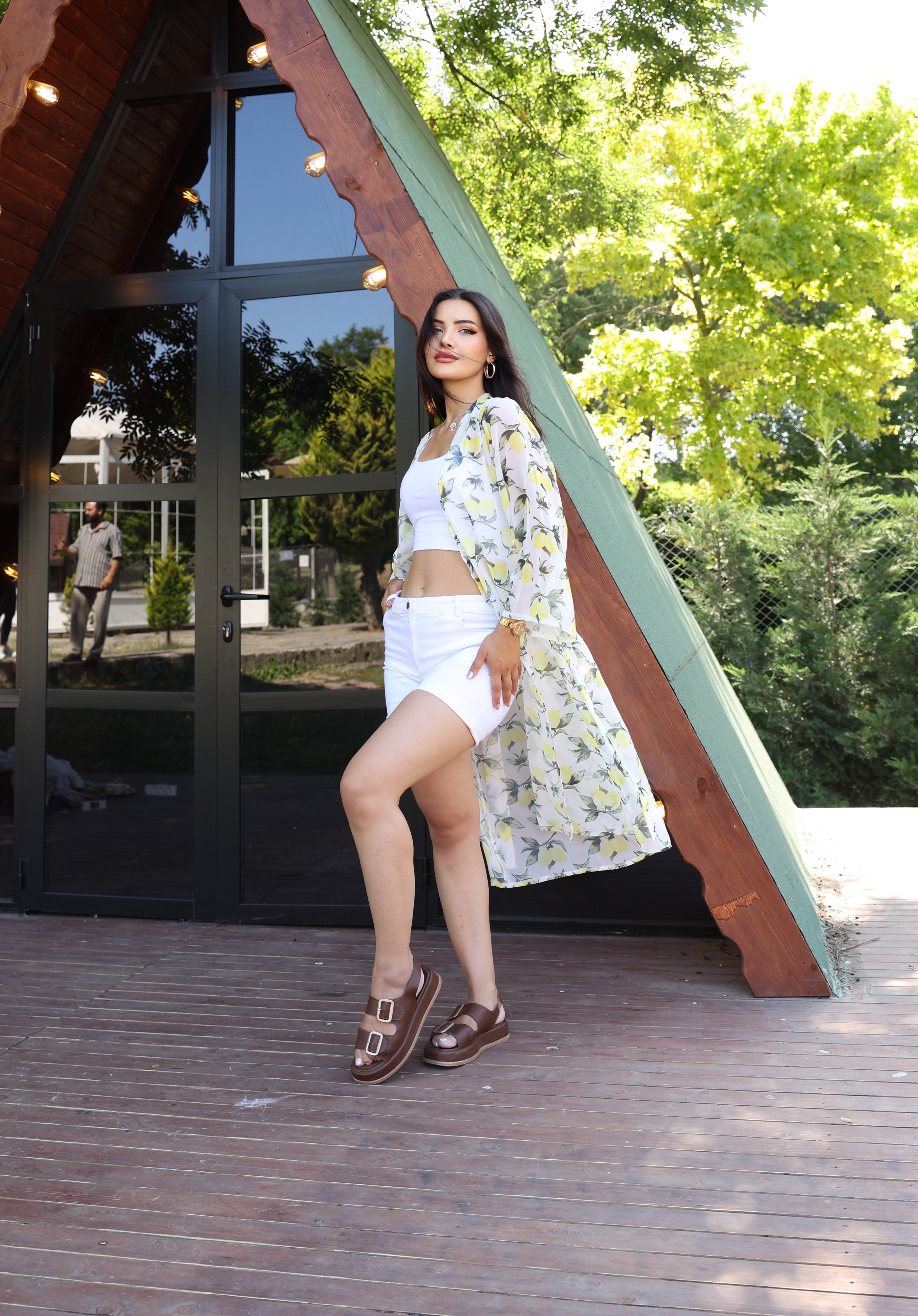 Şık, Hafif ve Çok Yönlü – Standart Beden Desenli Kimono