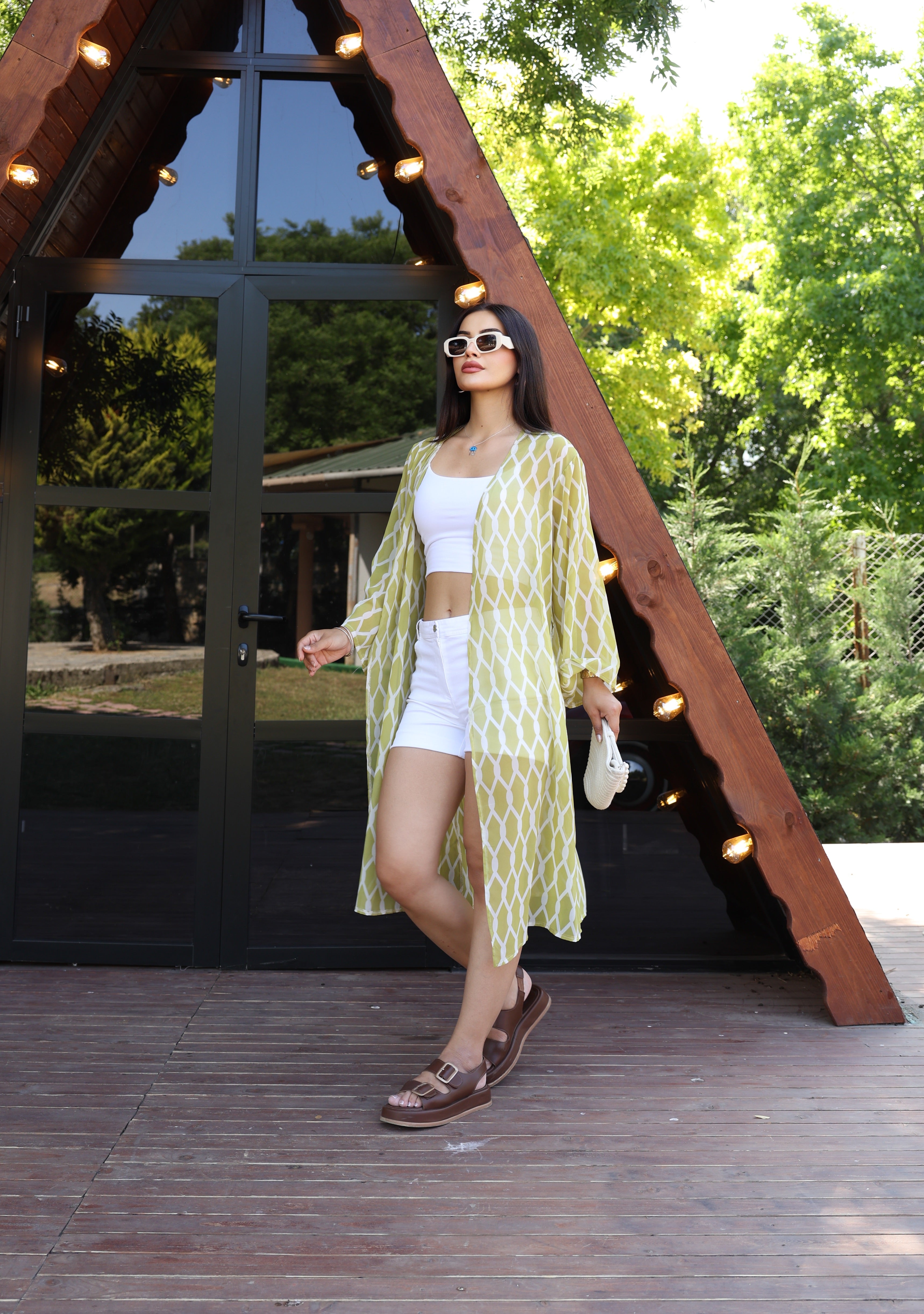 Şık, Hafif ve Çok Yönlü – Standart Beden Desenli Kimono