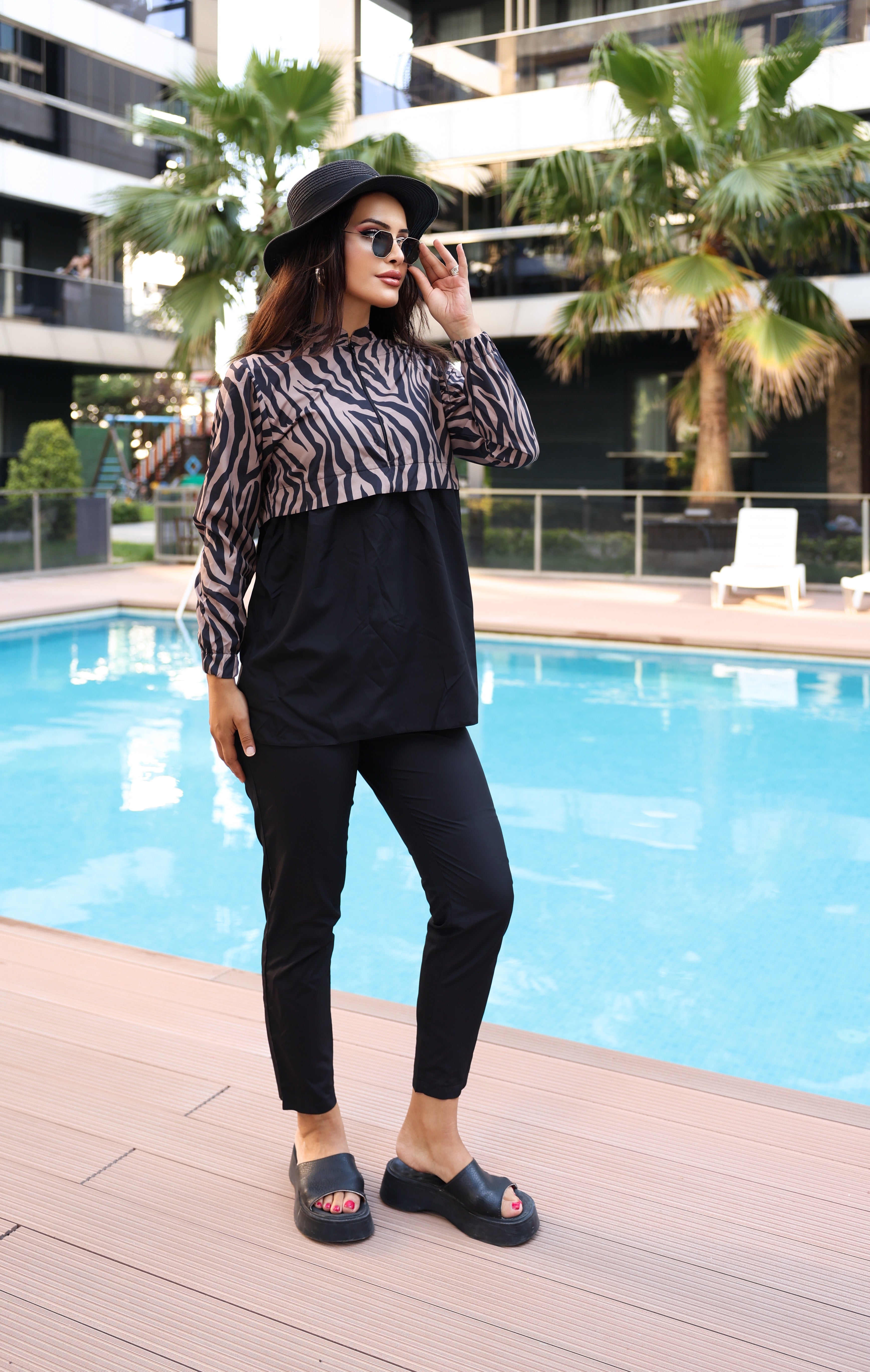 Kadın Zebra Desenli Tam Kapalı Tesettür Mayo Haşema