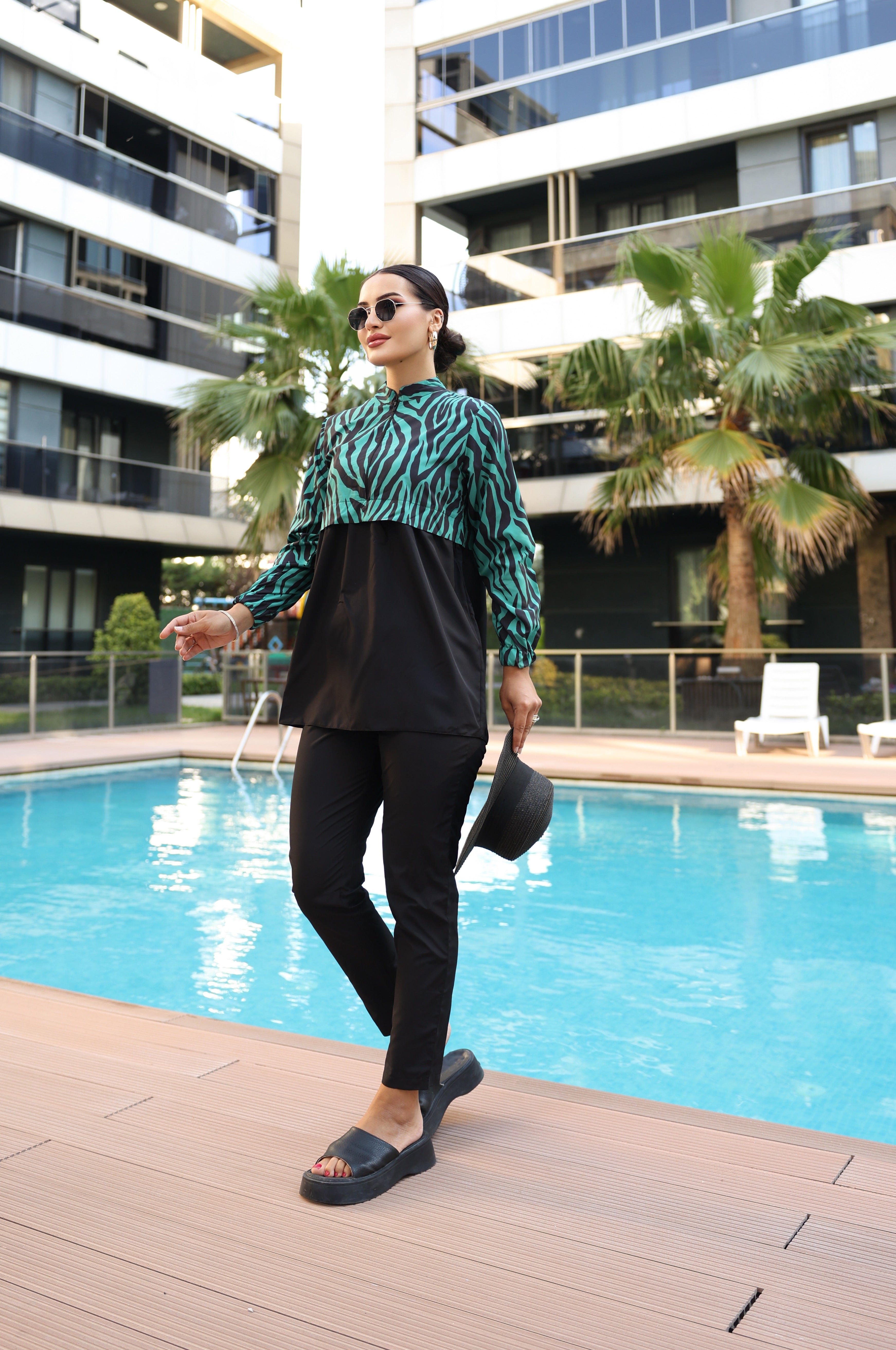 Kadın Zebra Desenli Tam Kapalı Tesettür Mayo Haşema