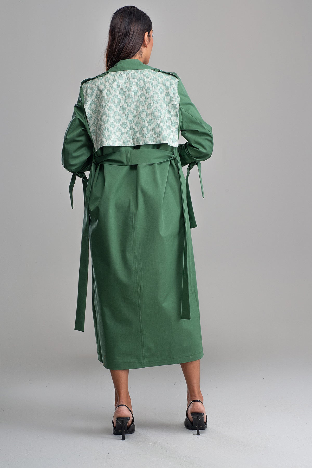 Trençkot Oversize Astarlı Rüzgarlık Detaylı Geniş Kesim Tasarım Nora