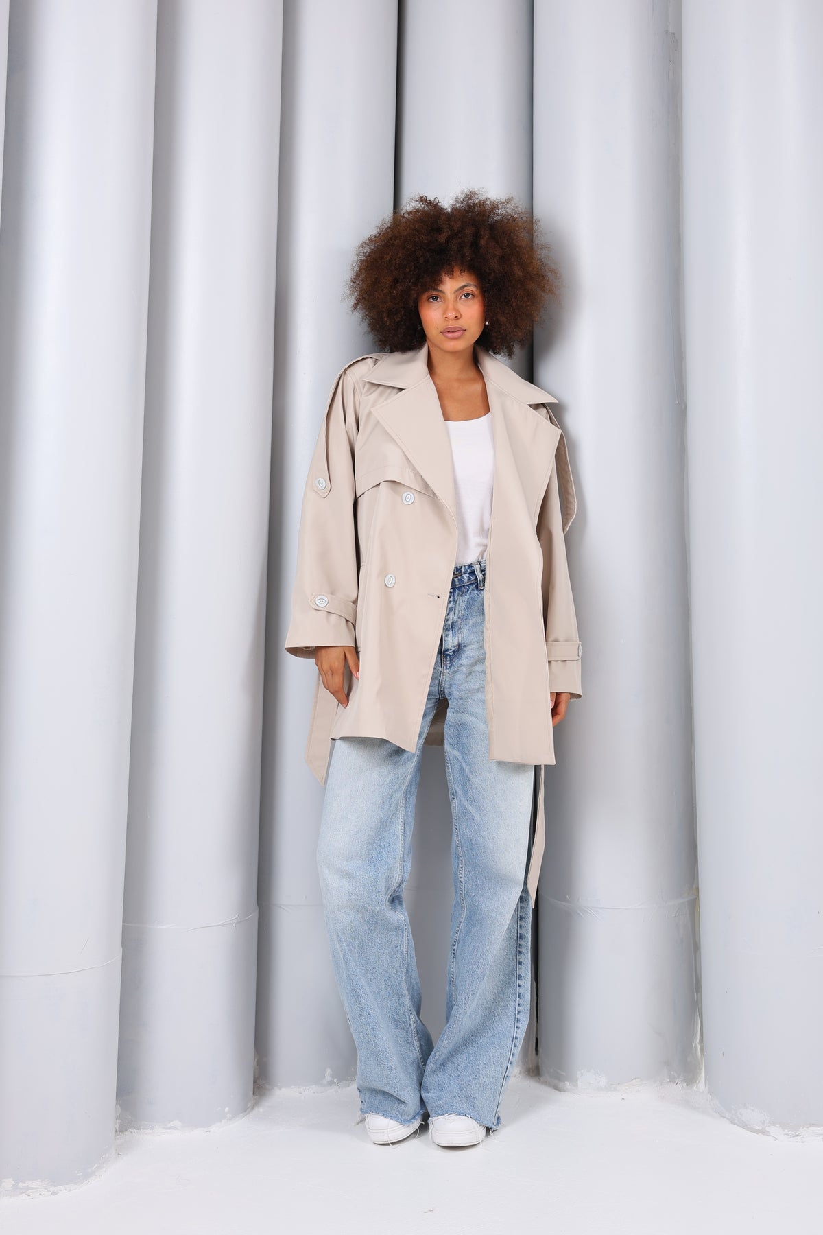 Kadın Oversize Kısa Trençkot Apoletli Düğmeli Cepli Trençkot | Taş