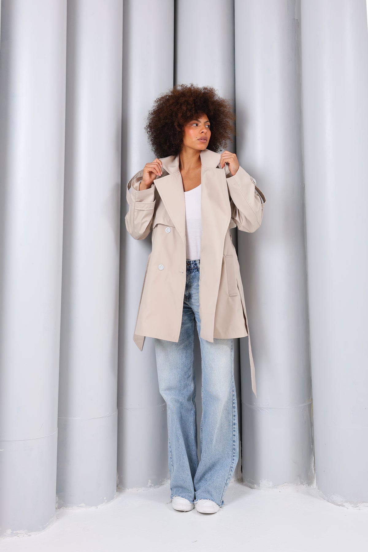 Kadın Oversize Kısa Trençkot Apoletli Düğmeli Cepli Trençkot | Taş