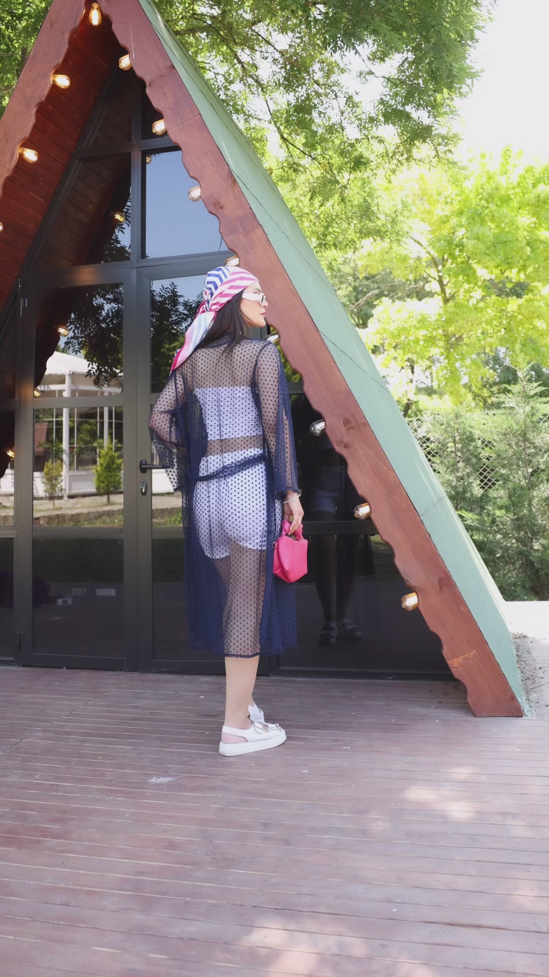 Puantiye Desenli Şeffaf Yazlık Kimono – Hafif, Şık ve Trend Tasarım