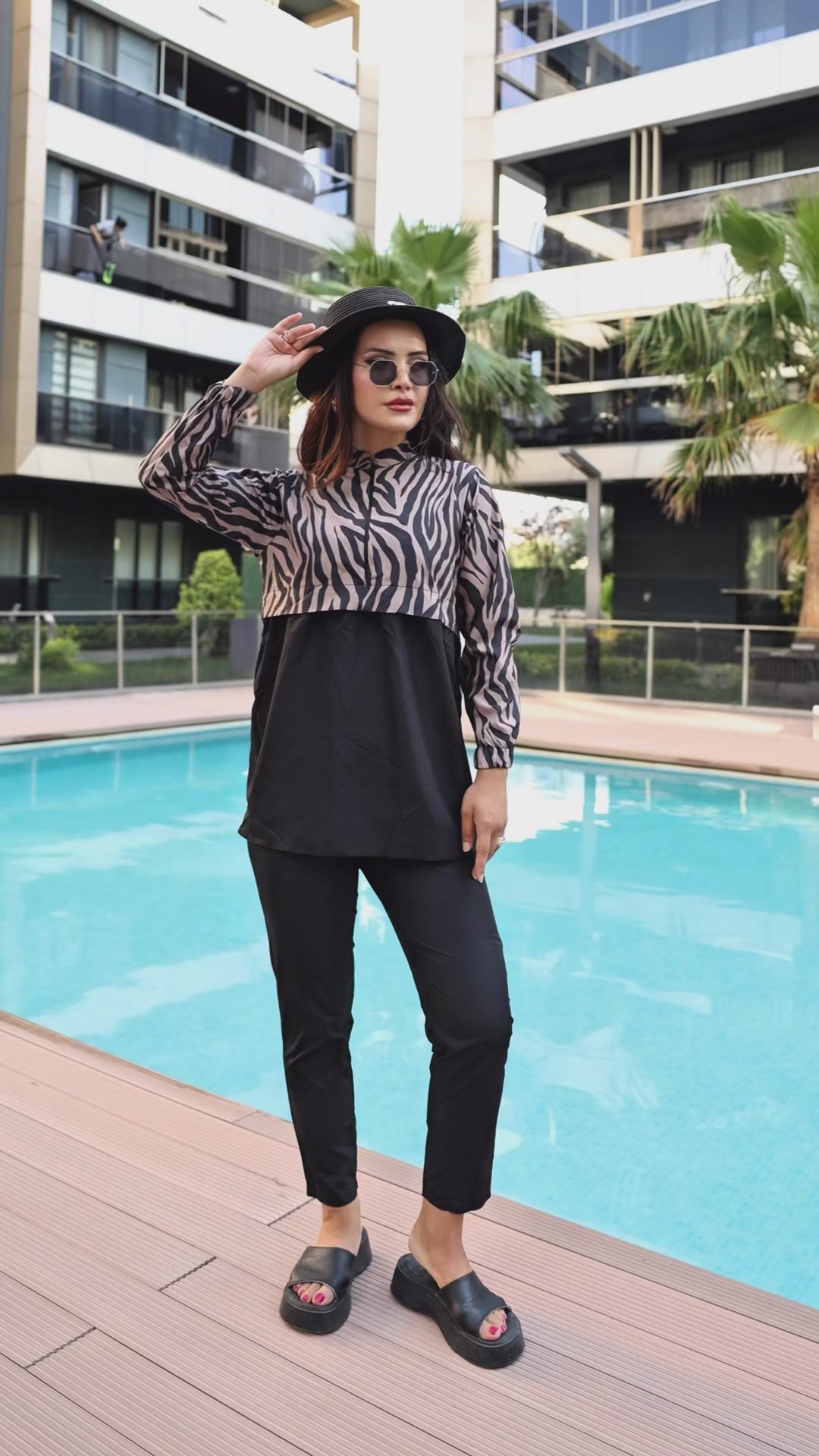 Kadın Zebra Desenli Tam Kapalı Tesettür Mayo Haşema