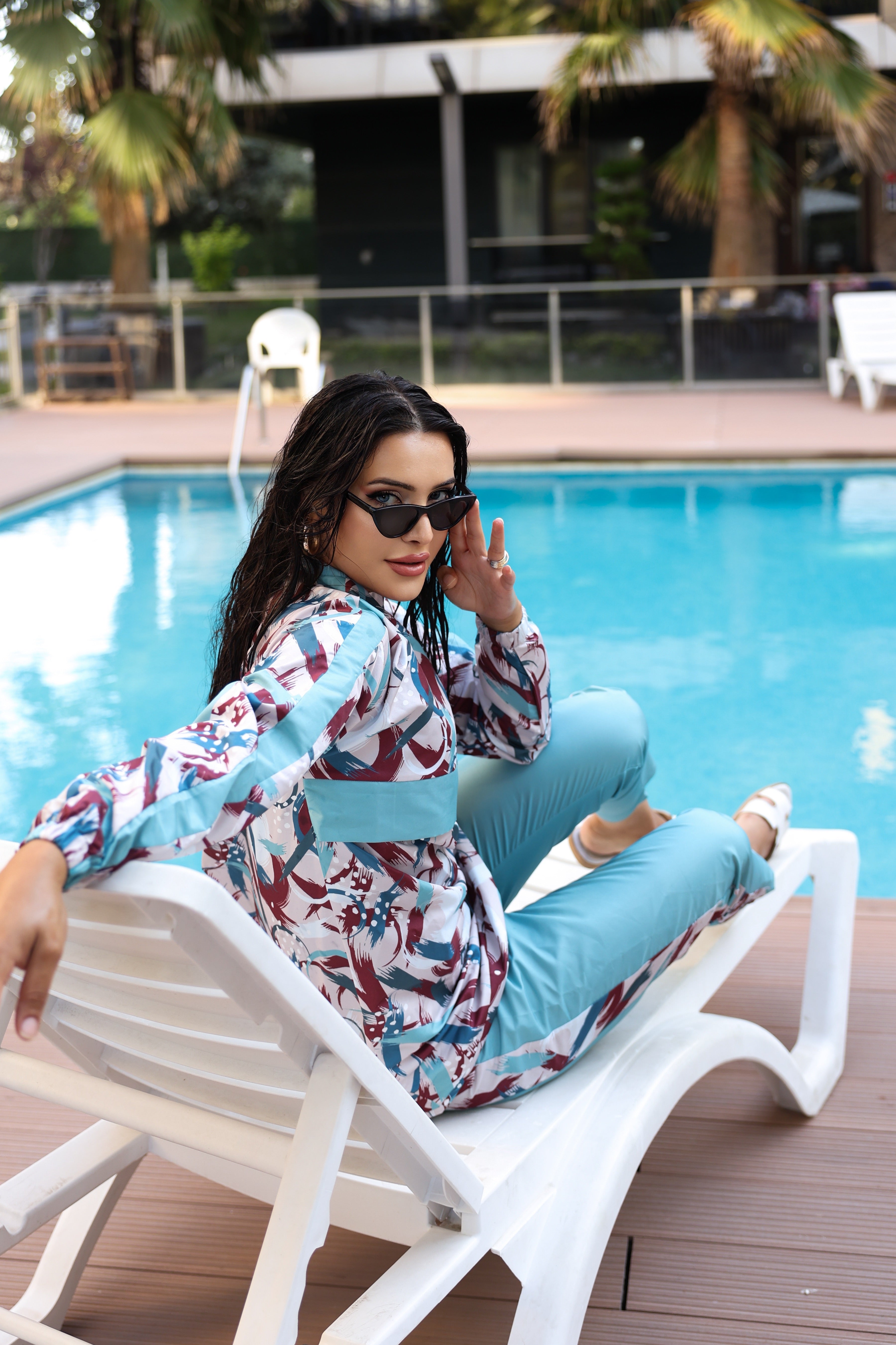 Desenli Tam Kapalı Tesettür Mayo