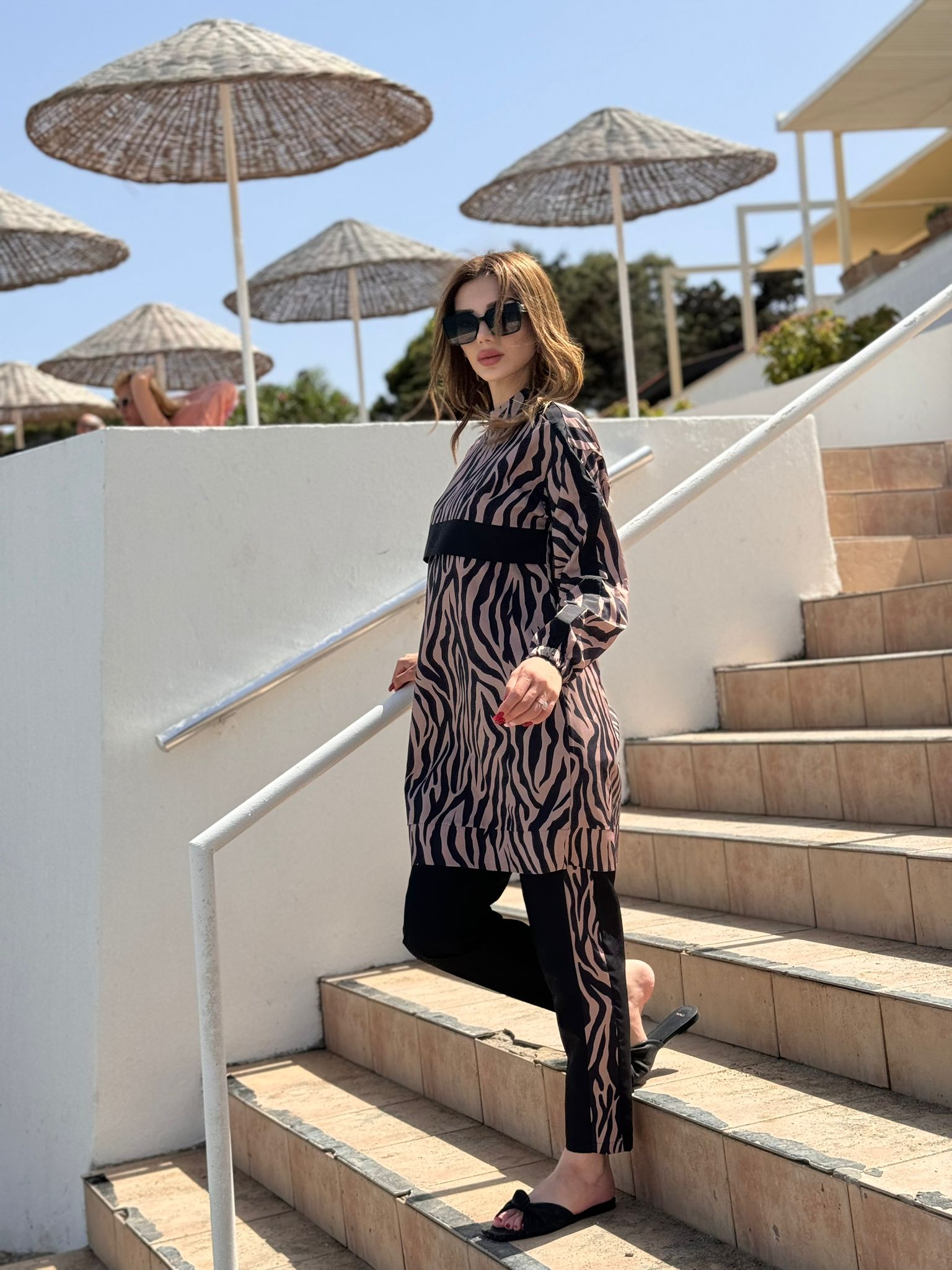 Zebra Desenli Tam Kapalı Tesettür Mayo Haşema