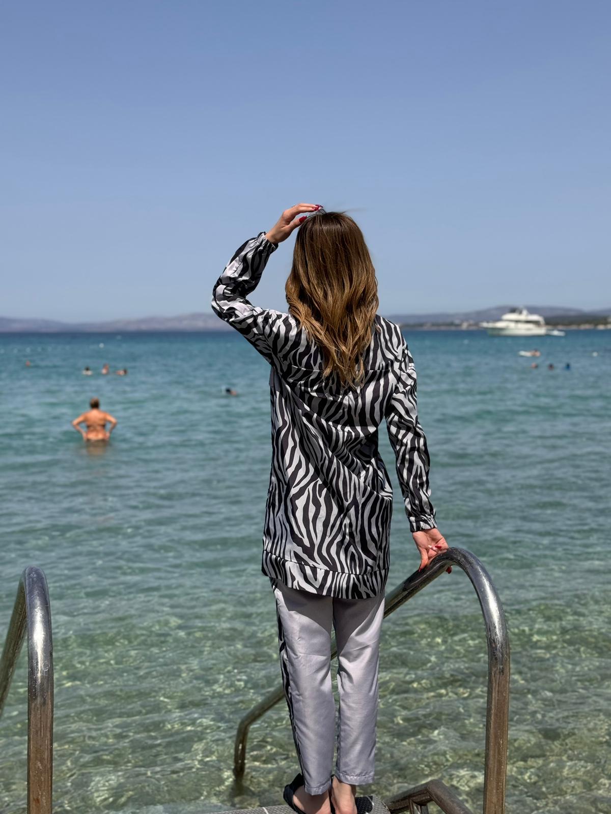 Zebra Desenli Tam Kapalı Tesettür Mayo Haşema