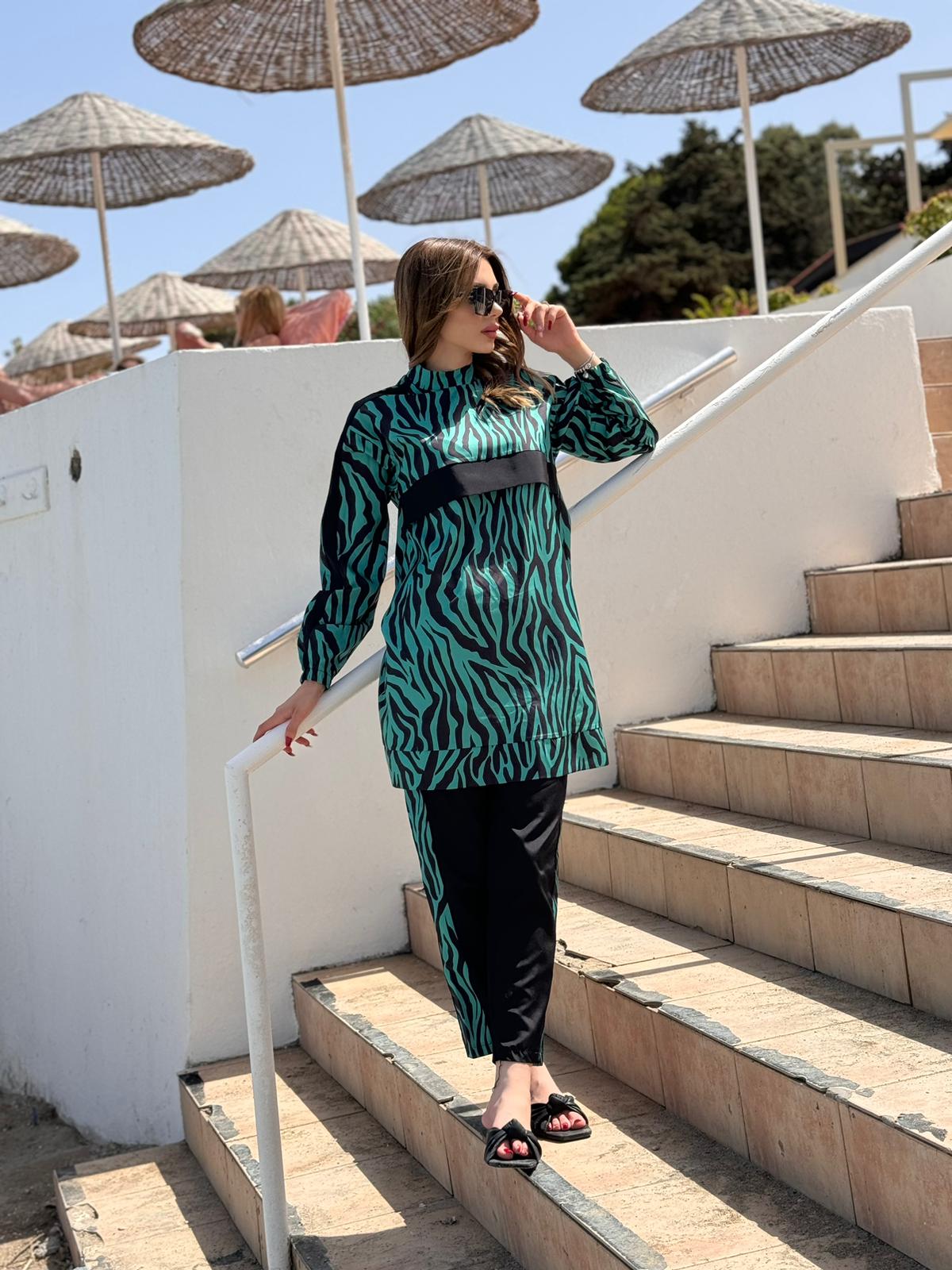 Zebra Desenli Tam Kapalı Tesettür Mayo Haşema